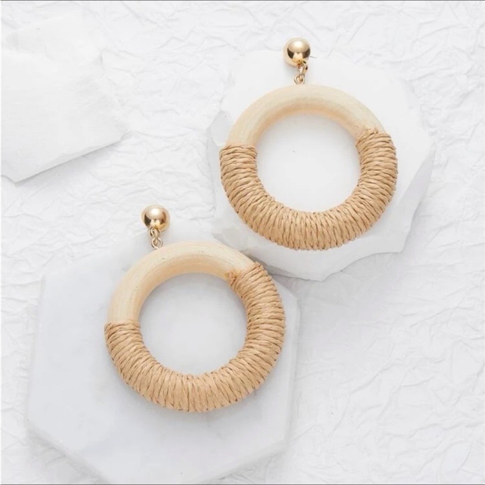 💎2/ $10-All jewelry💎 Oversized boho wood twined wrap earrings